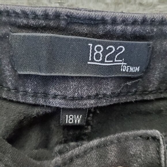 1822 Denim Jeans Womens 18W Black Tapered Leg Mid-Rise Stretchy Cotton Blend - Picture 2 of 12